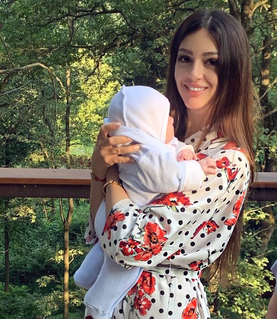 Malezijski kralj se razveo od misice: Sumnja u očinstvo sina