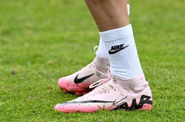 Neuruppin: Personalizirane kopačke Vatrenih