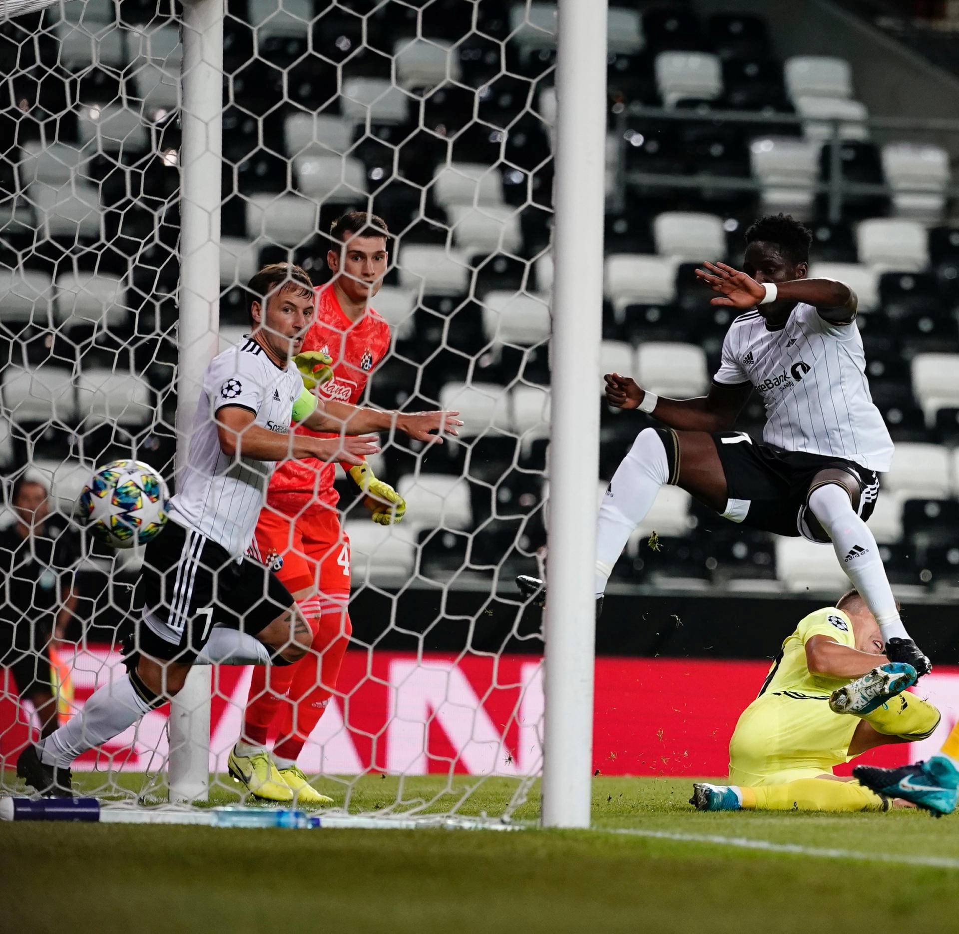 Soccer Football - Champions League - Playoffs - Second Leg - Rosenborg v Dinamo Zagreb