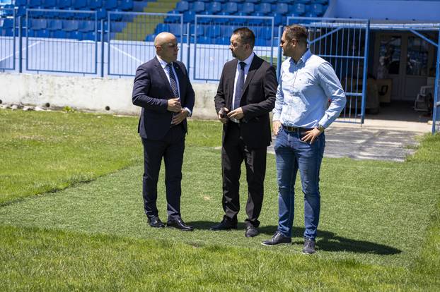 Vukovar:  Konferencija na temu donatorske kampanje „I ti si Vukovar“ za izgradnju Stadiona 12 hrvatskih redarstvenika