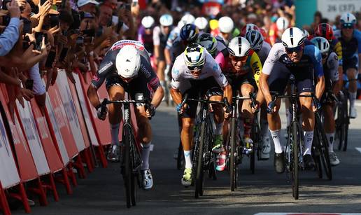 Tragedija u &Scaron;panjolskoj: Nakon utrke umro mladi biciklist (17)