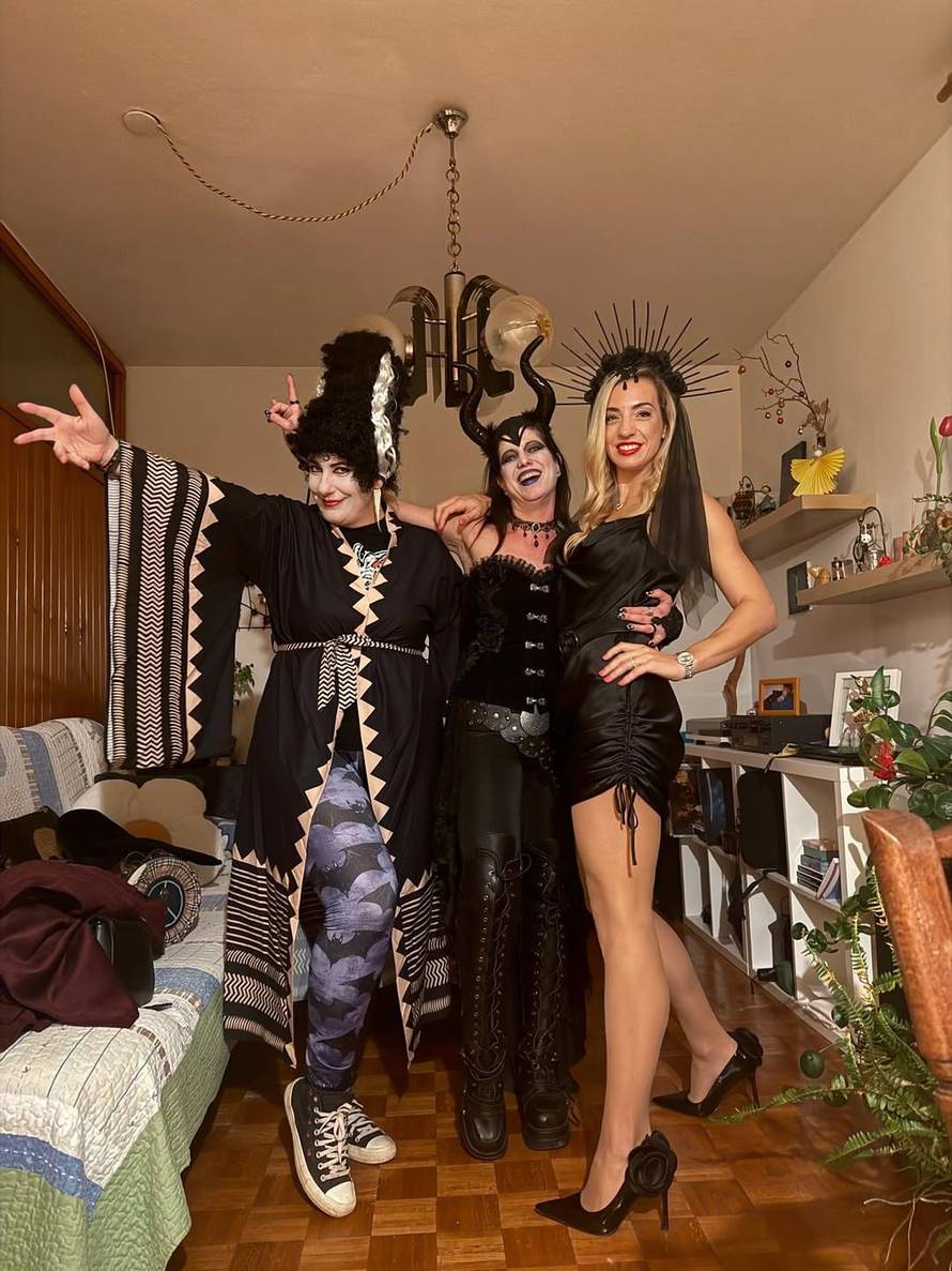 FOTO SDP-ovka Radolović pokazala kostim za Halloween: 'Neke maske nosimo stalno'