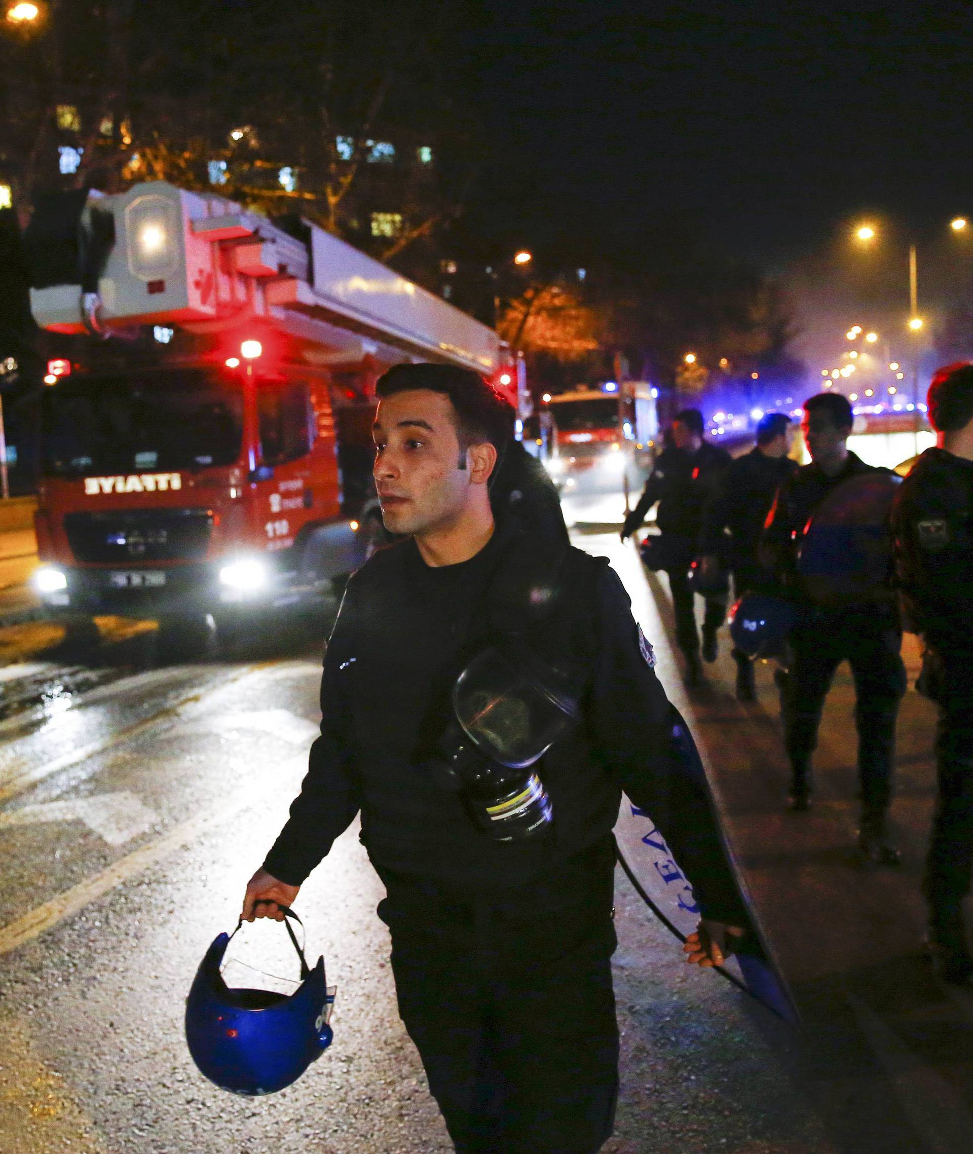 U napadu u Ankari najmanje 28 mrtvih: 'Ovo je terorizam'