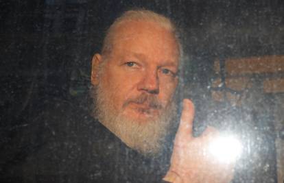 Slovenski ljevičari: Neka naša zemlja ponudi azil Assangeu