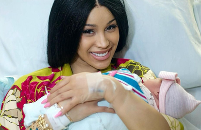 Cardi B rodila je treće dijete pa odmah počela trenirati: 'Užas, nije prošlo niti tjedan dana...'