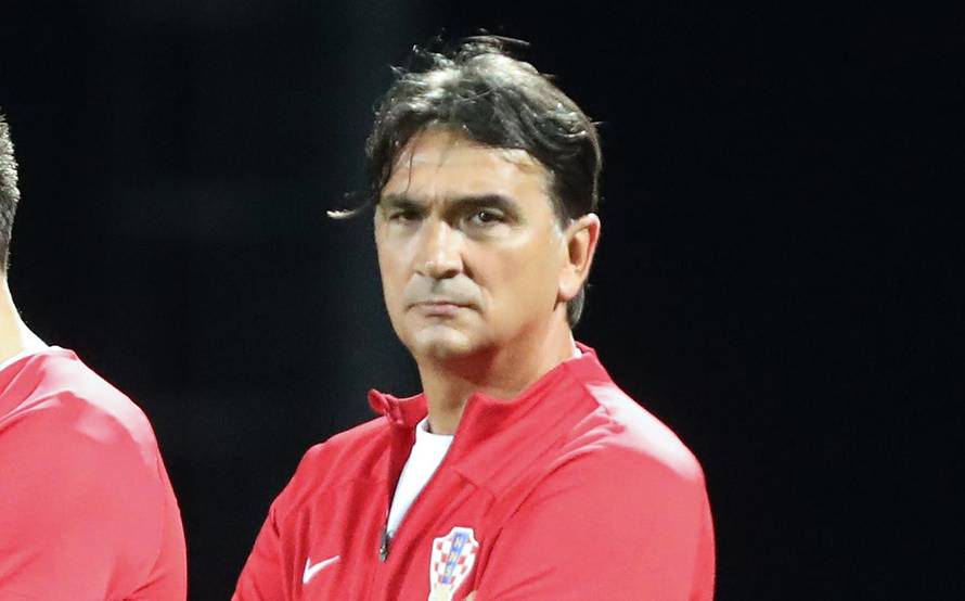 Rijeka: Zagrijavanje prije početka utakmice Hrvatska i Latvija