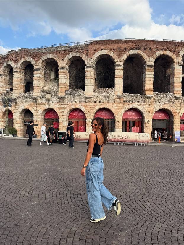 FOTO 'Kraljica sponzoruša' fotkala se potpuno gola: 'Ti si majka, razmisli o svojoj obitelji'