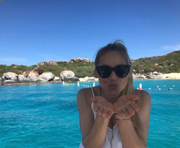 FOTO Bivša tenisačica proslavila 44. rođendan pa je šokantno zatrudnjela! Čeka četvrto dijete