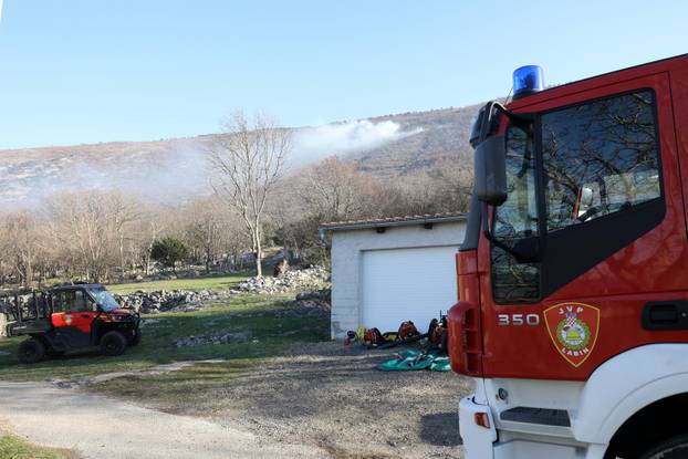Učka: Požar na Učki stavljen je pod kontrolu