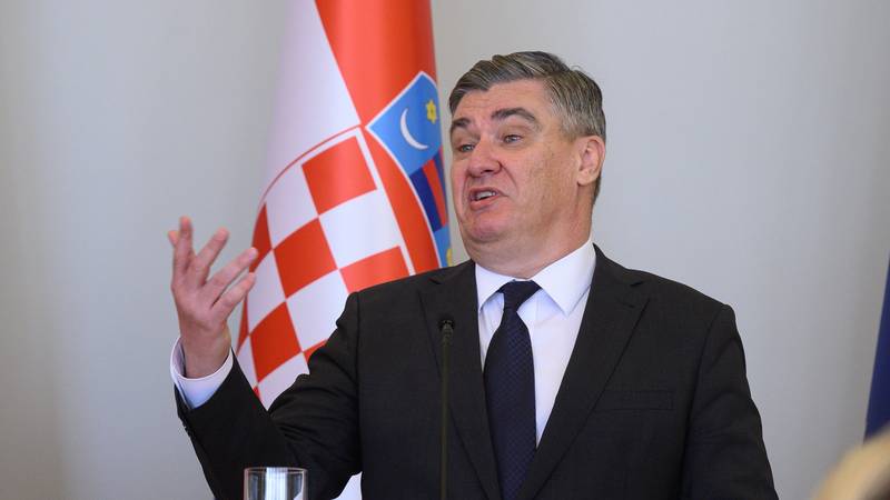 Neka Milanović inicira Croxit. Ako već prezire Europsku uniju i vjeruje da 'ima života' izvan EU