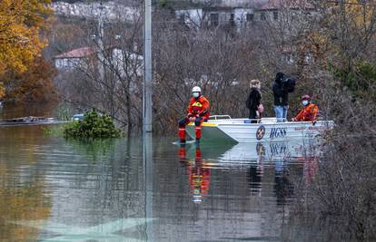 Voda se povukla za 1,15 metara!