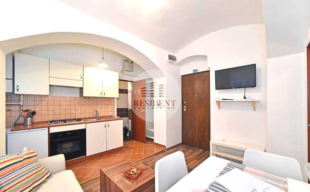 FOTO Ovo je hit! Pogledajte stan od 21 m2 koji u Zagrebu prodaju za 74.500 €: 'U polusuterenu je'