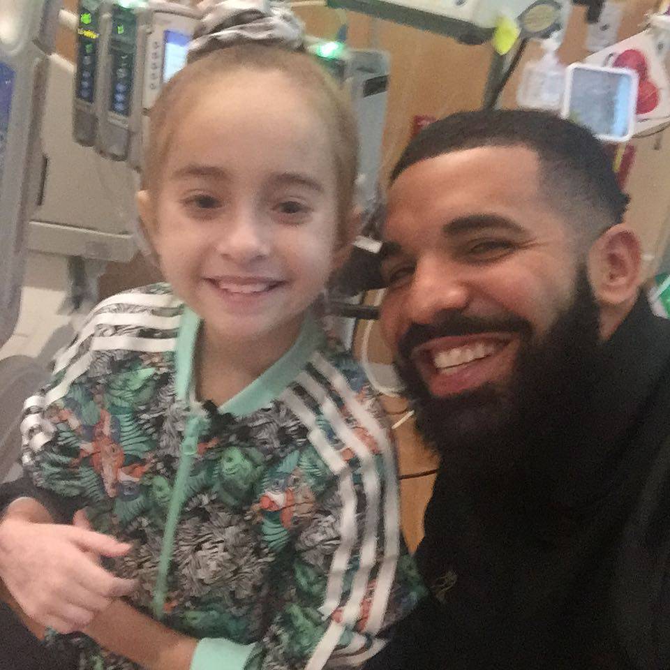 Drake je ispunio želju bolesne djevojčice: Posjetio ju u bolnici