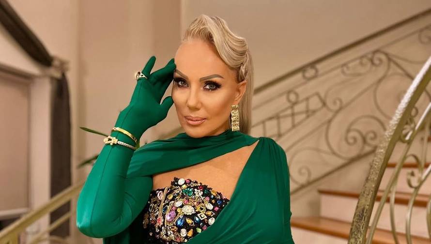 Lepa Brena: Boba i ja kad smo se upoznali šest mjeseci nismo izlazili iz sobe, zidovi su pucali