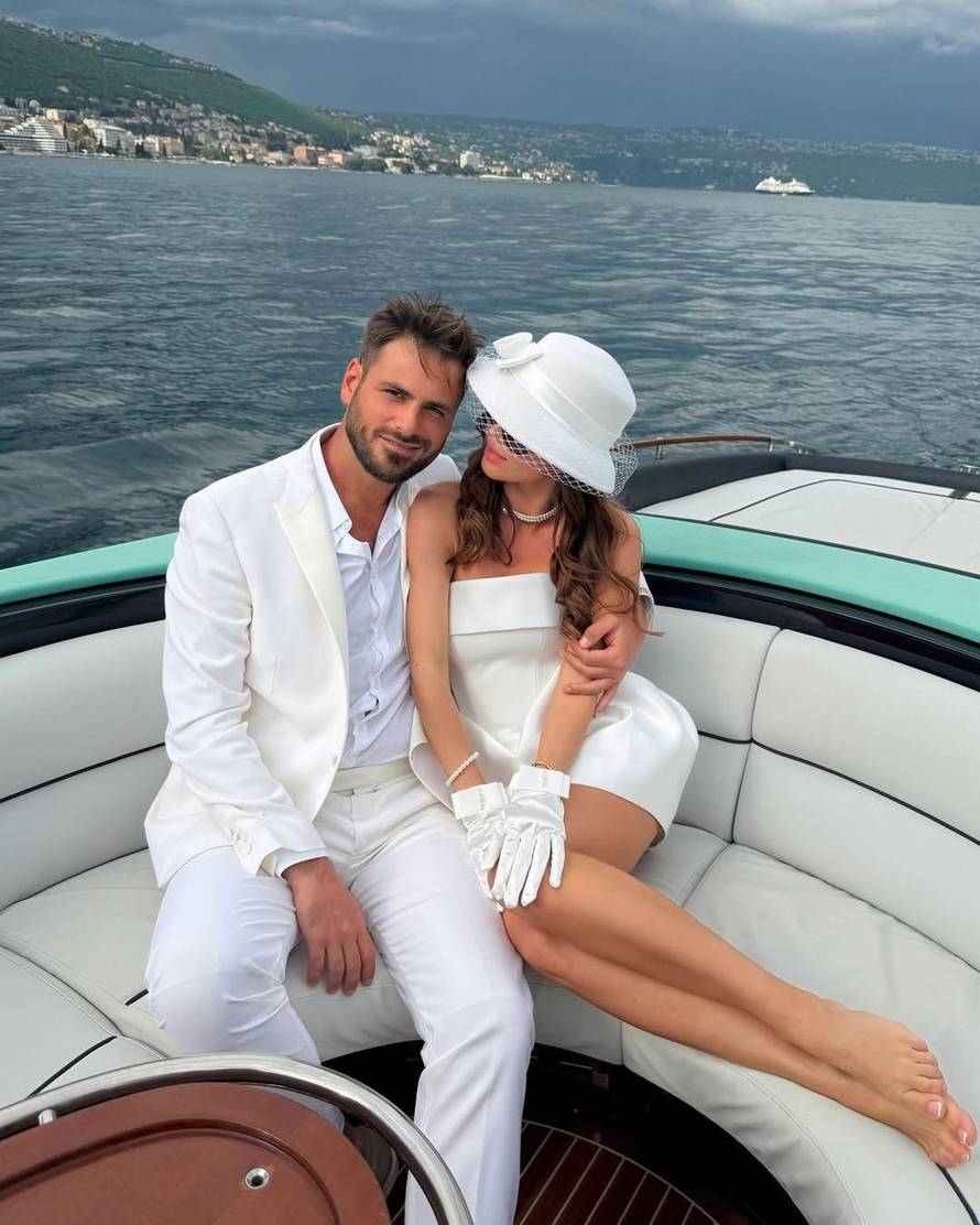 Stjepan Hauser se oženio? Ove fotke pokrenule su šuškanja!