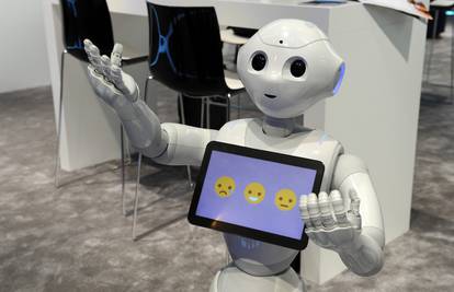 'Roboti će za 30 godina biti 100 puta inteligentniji od nas'