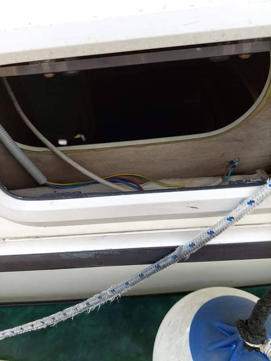 'Gliser za hitni prijevoz na Braču se raspada. Tehnički neispravan i opasan je za posadu i putnike'