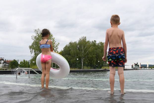 Čazma: Otvorena sezona kupanja na jedinom biološkom bazenu u Hrvatskoj
