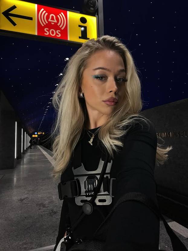 FOTO Ova srpska influencerica više je od 'lijepog lica', a radila je i kao 'sezonac' u Hrvatskoj