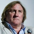 Novi skandal! Gerard Depardieu napao fotografa u centru Rima?