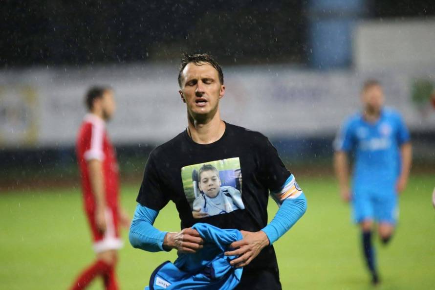 Stjepan je živio za Cibaliju... U najdražem dresu je i sahranjen