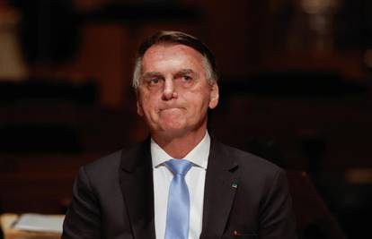 Bolsonaro bio u mađarskom veleposlanstvu nakon što mu je oduzeta putovnica. Traje istraga