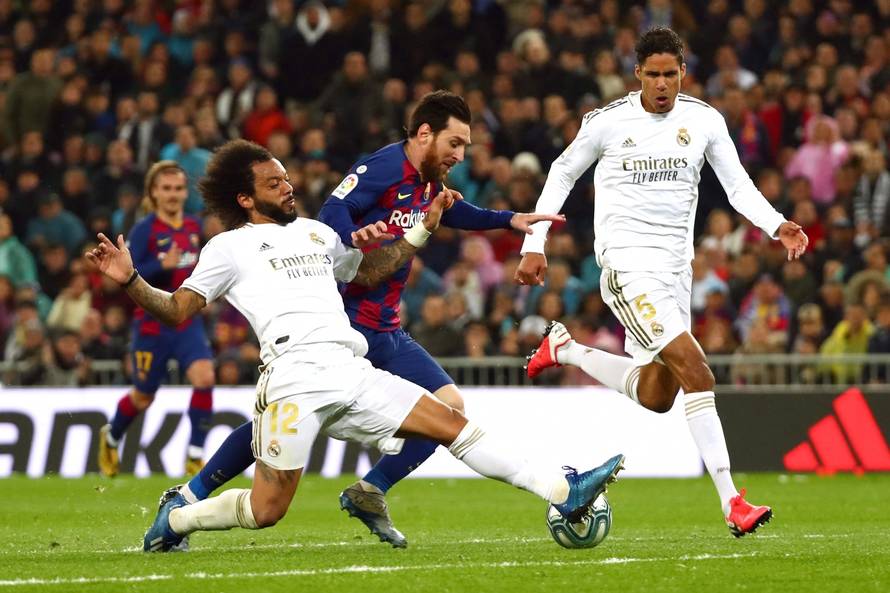 La Liga Santander - Real Madrid v Barcelona