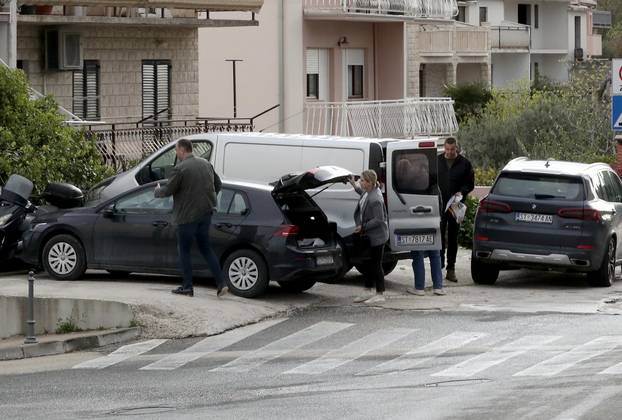 Split: USKOK priveo Ivana Lesandrića zbog bespravne gradnje kuće u Katunima