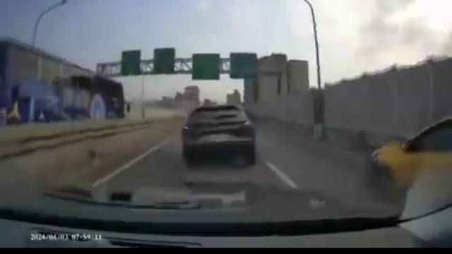 VIDEO Pogledajte trenutak razornog potresa na autocesti:  Sve se zaljuljalo pod vozilima