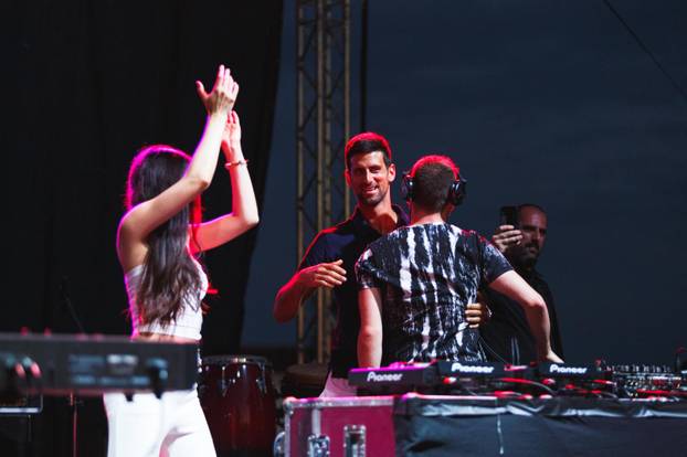 Zadar: Novak Đoković uživao na Gibonnijevom koncertu