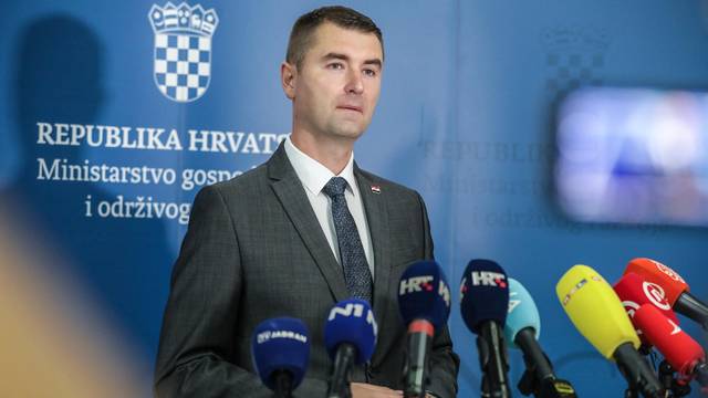 Ministar Filipović: "Sporni ugovor potpisan je prije nego što sam došao u NO Ine"