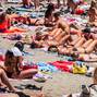 Split: Kupači na plaži Bačvice