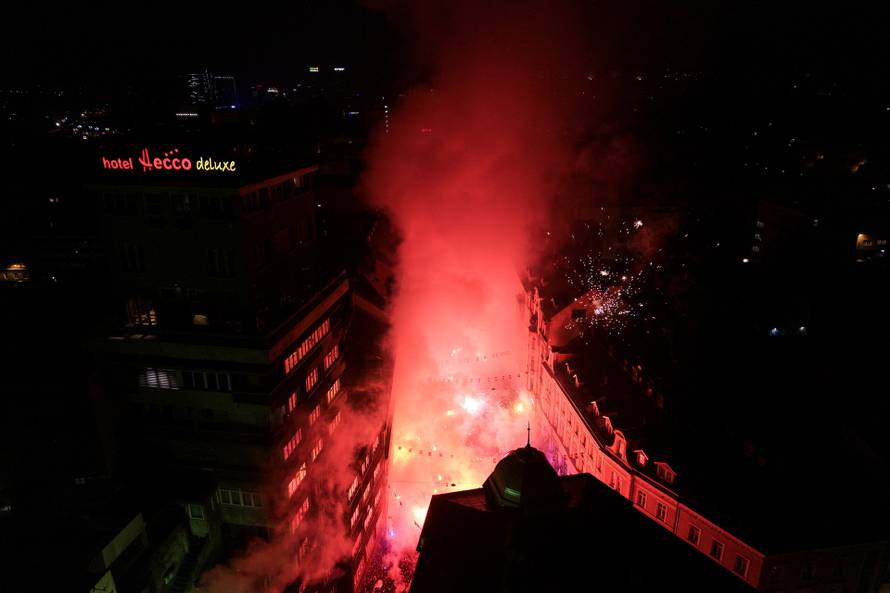 Pogled iz zraka na doček nogometne reprezentacije BiH u Sarajevu