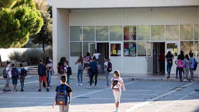 Prvi je dan nove školske godine u splitskom školama