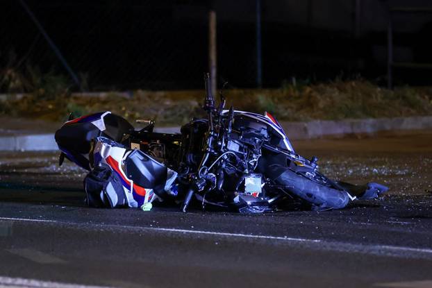 Te&scaron;ka prometna nesre&cacute;a u centru Zagreba: Sudarili se kombi i motocikl