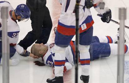 Slovački hokejaš stabilno nakon što je razbio lubanju