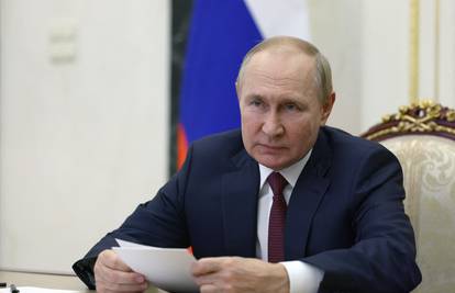 Vladimiru Putinu žele oduzeti titulu počasnog građanina Novog Sada, pokrenuli peticiju