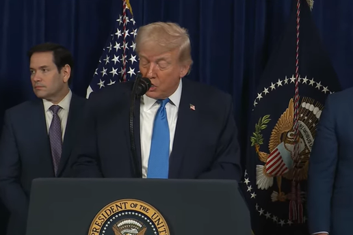 U&Zcaron;IVO Trump objavio fotografiju Madura pa poru&ccaron;io: 'Ovo je bila spektakularna akcija uhi&cacute;enja'