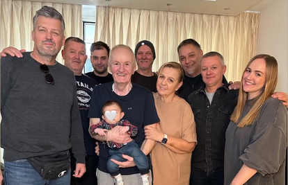 Kralj dijaspore opet oduševio fanove. Pokazao unuka i 'drugu obitelj': 'Godinama sam uz njih'