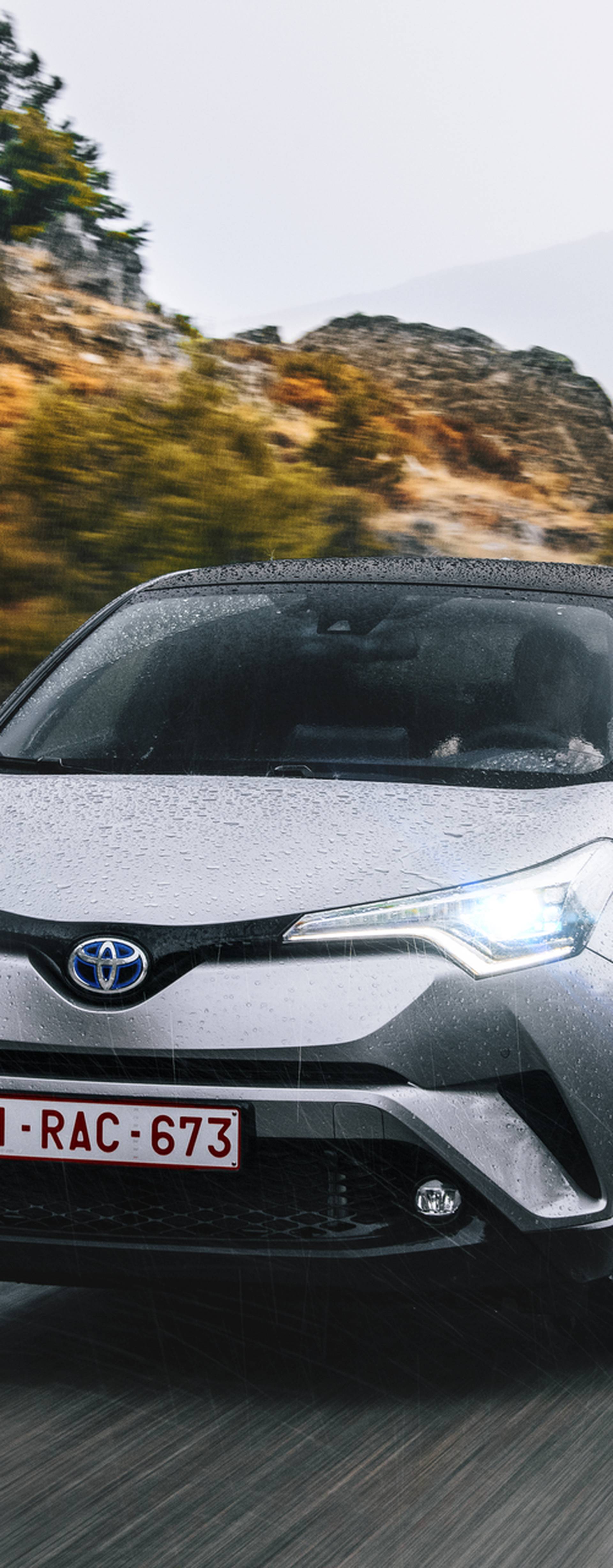 Sve samo ne dosadan: Vozili smo Toyotin crossover C-HR