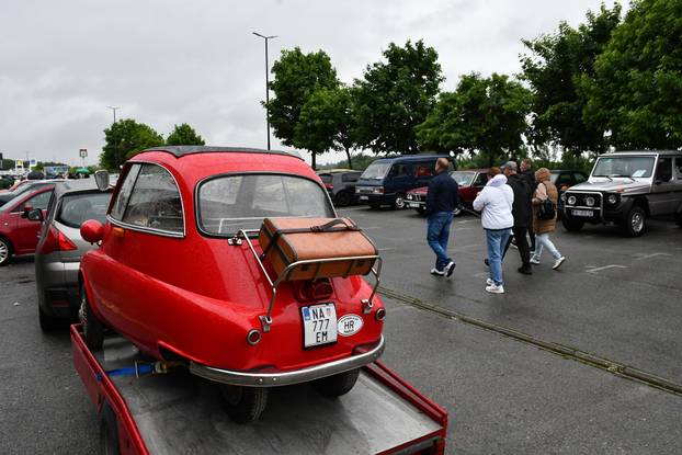 Međunarodni oldtimer susret u Slavonskom Brodu