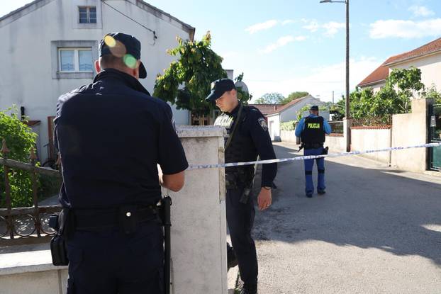 U Drnišu muškarac ubio dostavljača