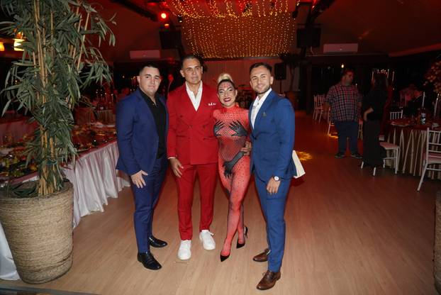 Beograd: Jovana Jeremić proslavila 35. rođendan