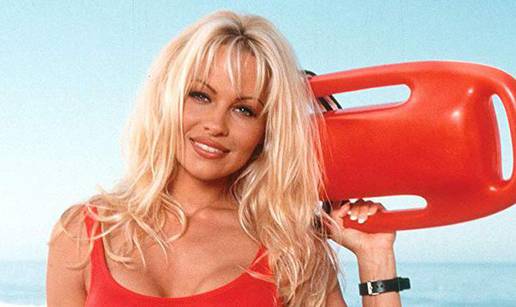 Srpski mediji: Pamela Anderson glumit će u seriji 'Južni vetar'