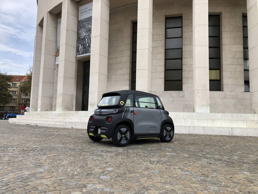 Otkrivamo sve o Opelu Rocksu: 'Auto' kojeg smiju voziti i djeca