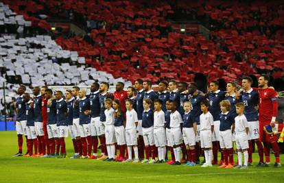 Englezi će za vikend na svim stadionima pustiti Marseljezu
