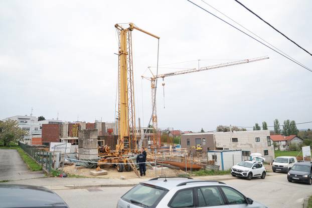 Samobor: Kran usmrtio radnika na gradilištu