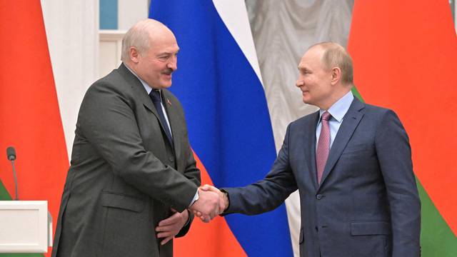 Russian President Putin meets his Belarusian counterpart Lukashenko in Moscow