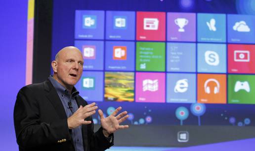 Steve Ballmer objavio je kako više neće biti šef Microsofta