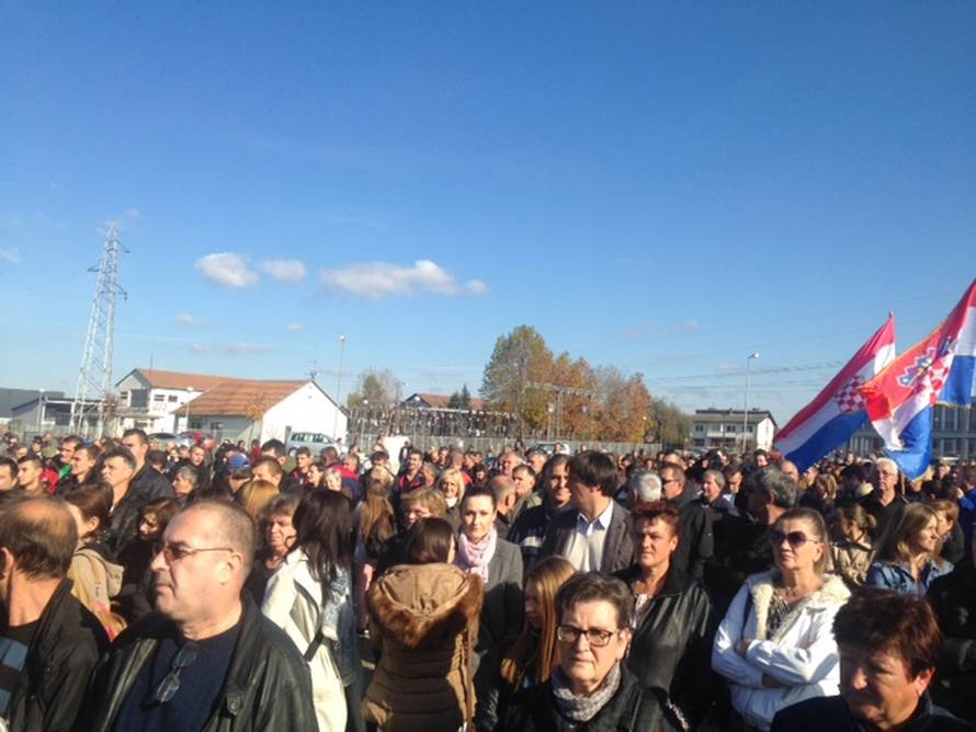 'Nećete uplašiti Hrvate u BiH, pripadnici HVO-a, uz vas smo!'